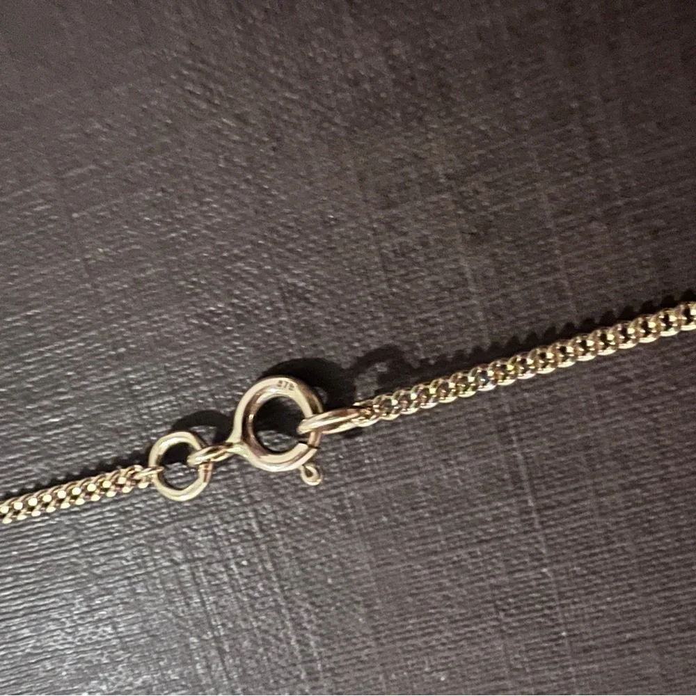 Solid 9K Gold Curb Chain 16” - Picture 2 of 7